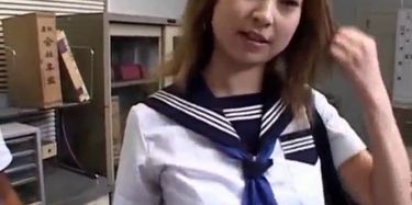 Sayaka Hagiwara has love box fucked with toy under uniform skirt
