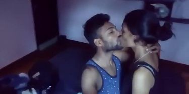 375px x 187px - COUPLE DEEP MOUTHS KISSING TNAFlix Porn Videos